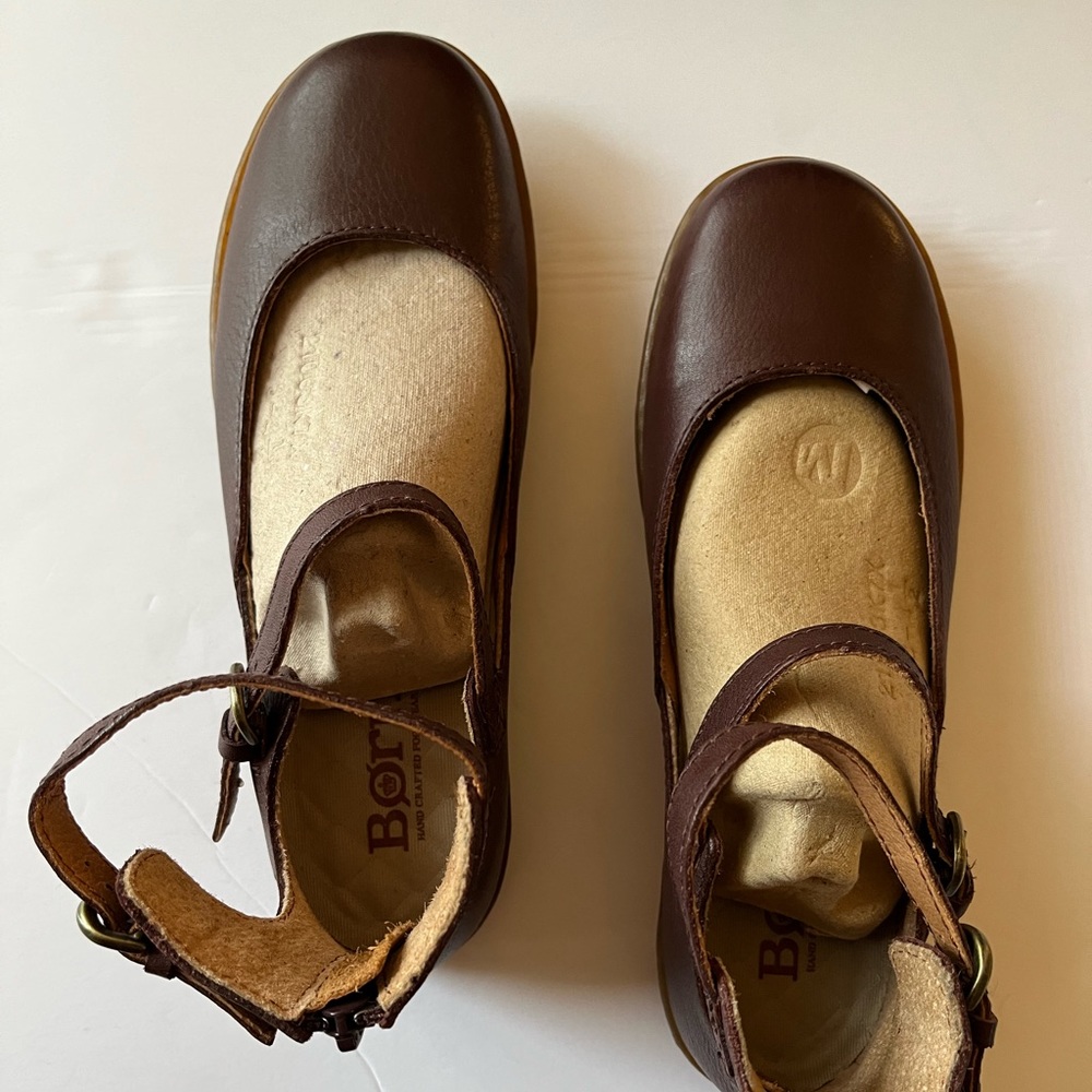 Born shoe slip-on with double ankle straps.